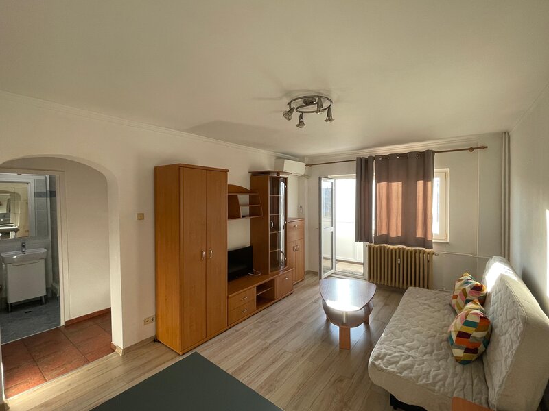 Stefan cel Mare- Parcul Circului, garsoniera, decomandata, 37 mp